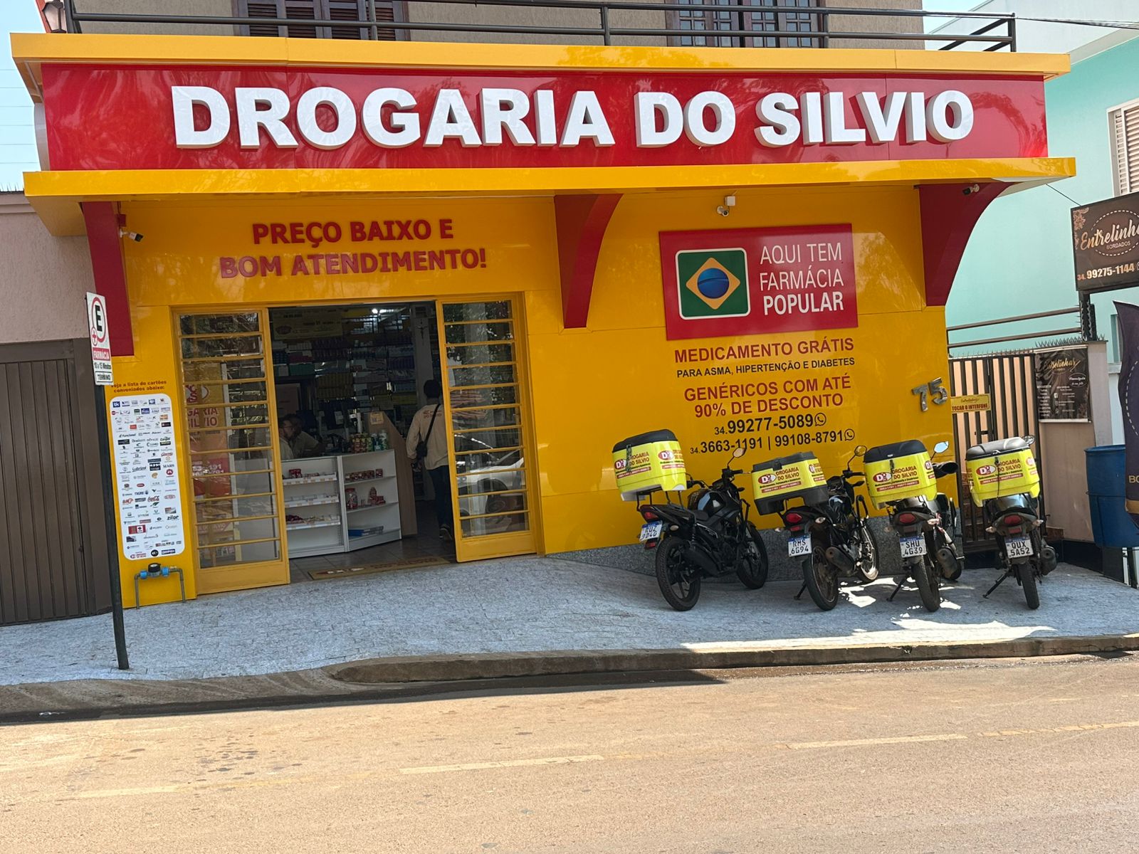 DROGARIA DO SILVIO - FARMÁCIA EM PERDIZES MG